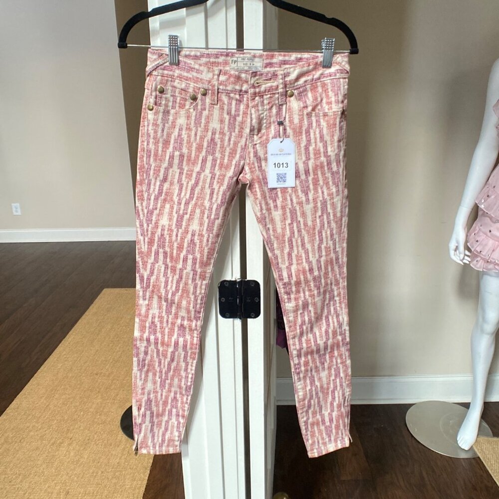 Free People Women's Ikat Print Skinny Crop Jeans, size 24 - Picture 2 of 12
